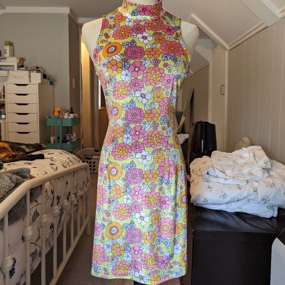 NWOT Fashion Brand Company Floral Mod Mini Dress Size S